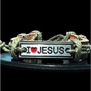 I Love Jesus Adjustable Leather Bracelet Green Braided Rope Wristband